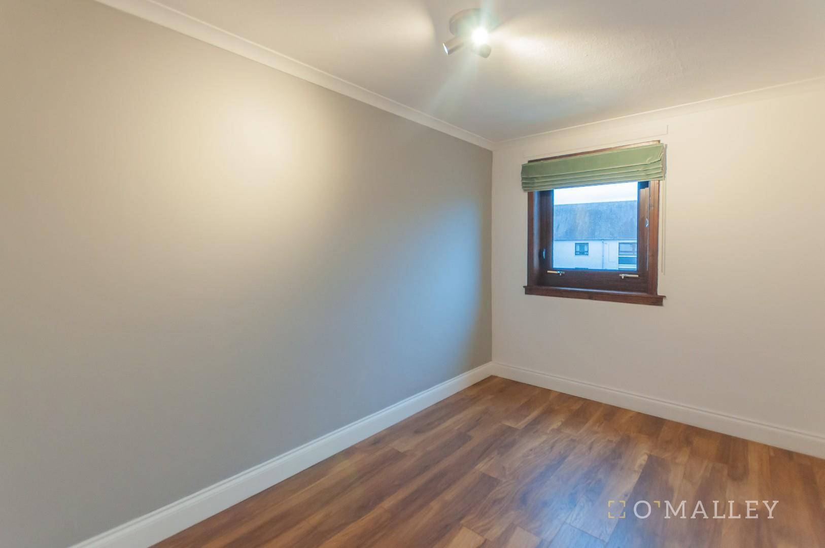 Bedroom 4/Dining room